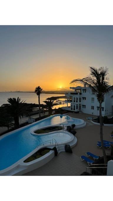 Penthouse Over The Sea Costa Teguise Ngoại thất bức ảnh